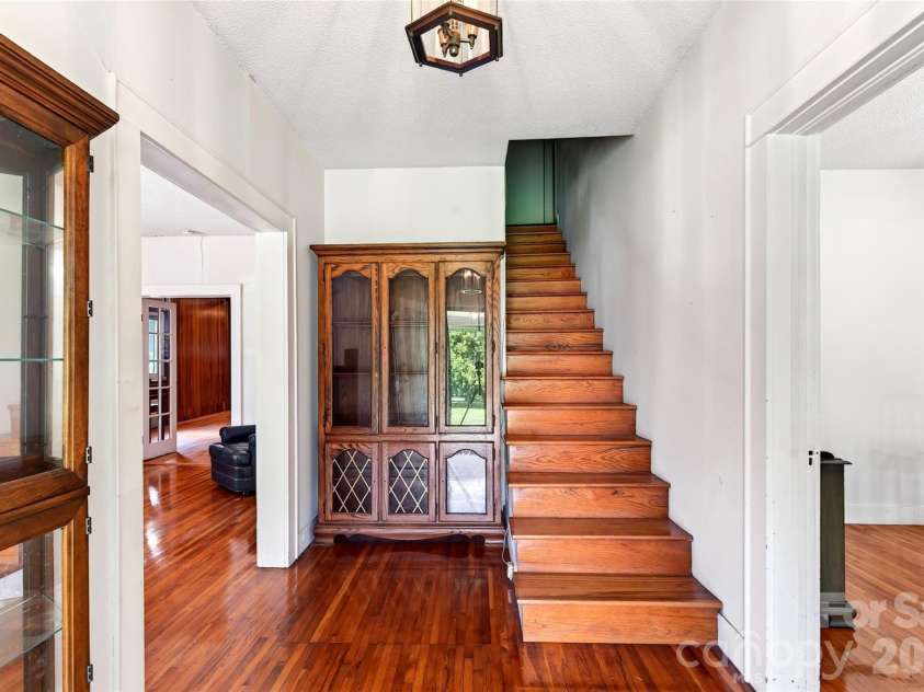 96 Huntsville Road, Marion, NC 28752.  MLS# CAR4413751, YatesRealty ID 43906. Entry