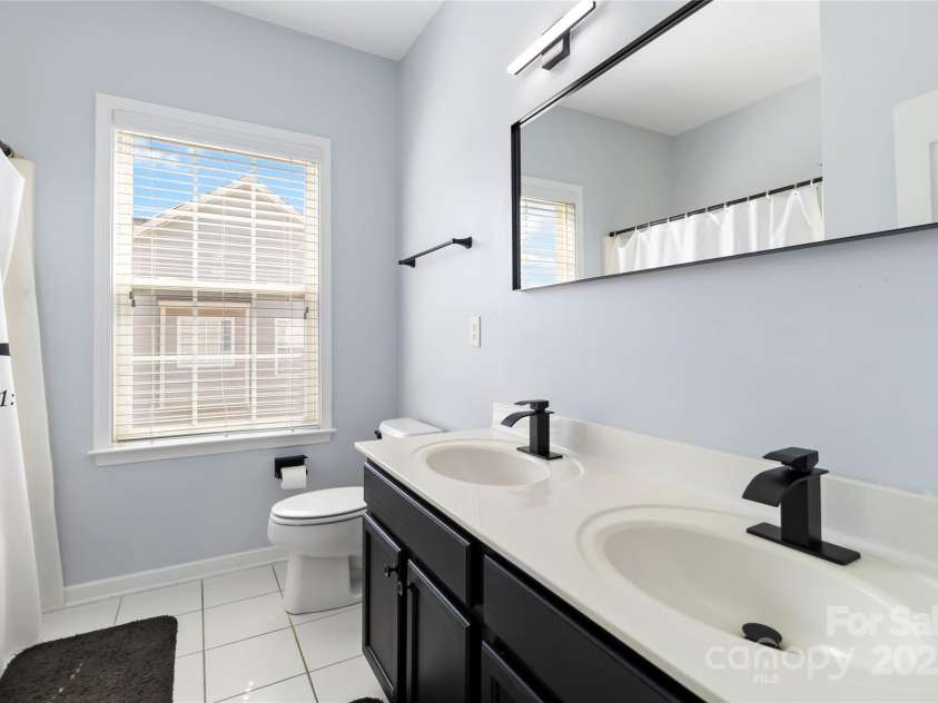 1009 Murandy Lane, Matthews, NC 28104.  MLS# CAR4272008, YatesRealty ID 4391. 