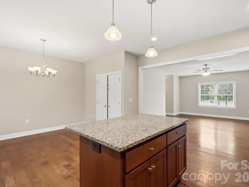 5361 Brickyard Terrace Court, Concord, NC 28027.  MLS# CAR4408847, YatesRealty ID 43910. Kitchen