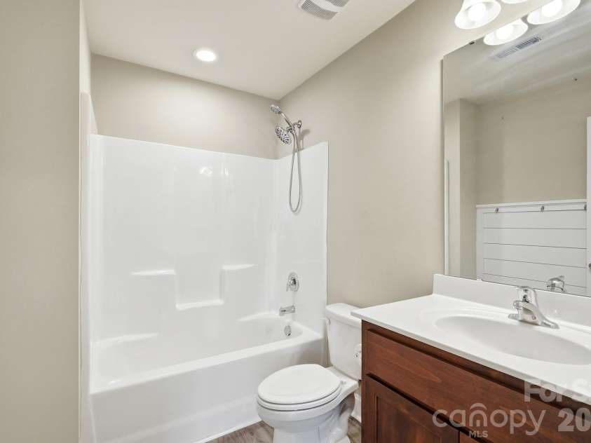 5361 Brickyard Terrace Court, Concord, NC 28027.  MLS# CAR4408847, YatesRealty ID 43910. Second Floor Bathroom