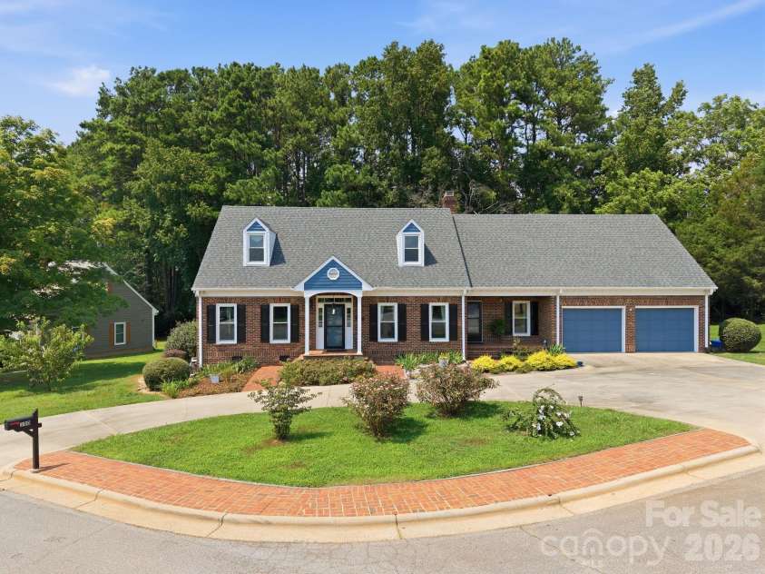 100 Arabian Lane, Salisbury, NC 28147.  MLS# CAR4414374, YatesRealty ID 43912. 
