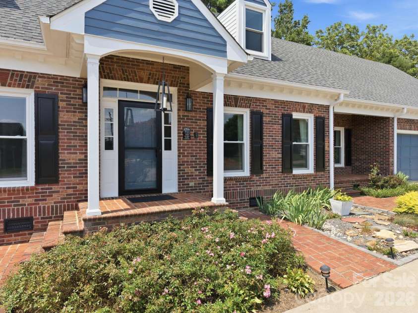 100 Arabian Lane, Salisbury, NC 28147.  MLS# CAR4414374, YatesRealty ID 43912. 