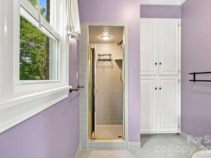 100 Arabian Lane, Salisbury, NC 28147.  MLS# CAR4414374, YatesRealty ID 43912. 