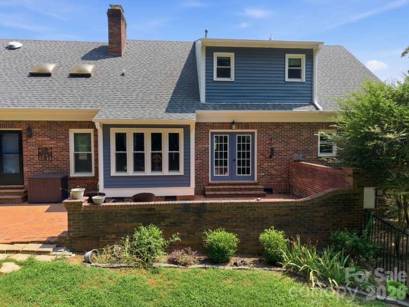 100 Arabian Lane, Salisbury, NC 28147.  MLS# CAR4414374, YatesRealty ID 43912. 