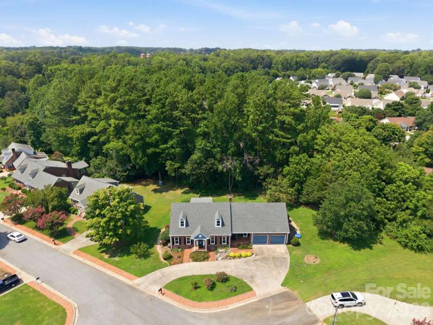 100 Arabian Lane, Salisbury, NC 28147.  MLS# CAR4414374, YatesRealty ID 43912. 