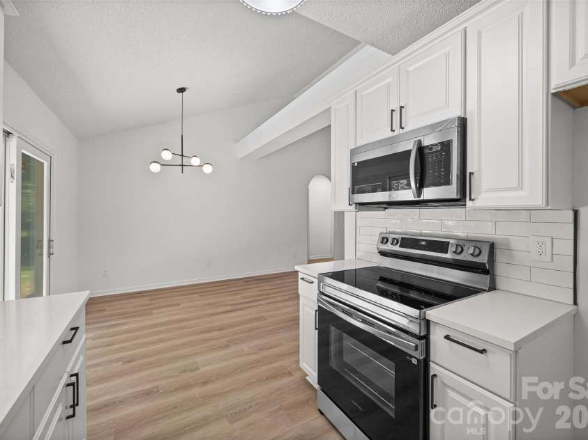 360 Masters Drive, Rock Hill, SC 29732.  MLS# CAR4414411, YatesRealty ID 43913. 