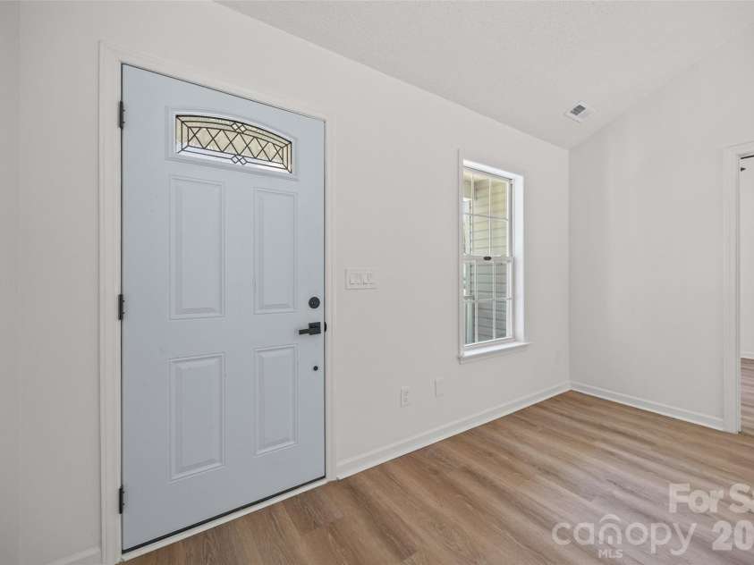360 Masters Drive, Rock Hill, SC 29732.  MLS# CAR4414411, YatesRealty ID 43913. 