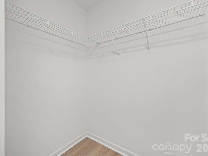 360 Masters Drive, Rock Hill, SC 29732.  MLS# CAR4414411, YatesRealty ID 43913. Primary Closet