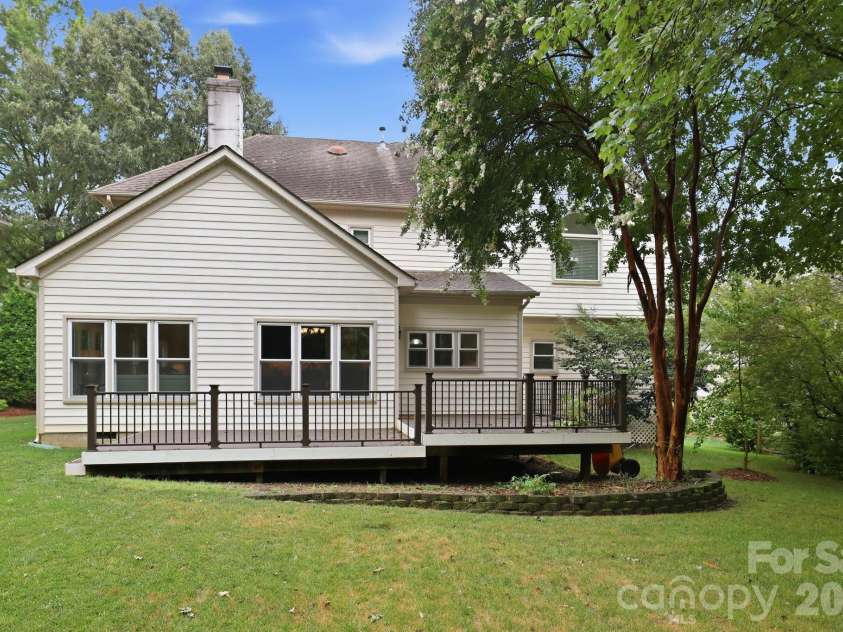 10809 Jordan Rae Lane, Charlotte, NC 28277.  MLS# CAR4408324, YatesRealty ID 43914. 