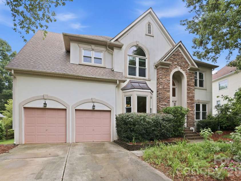 10809 Jordan Rae Lane, Charlotte, NC 28277.  MLS# CAR4408324, YatesRealty ID 43914. 