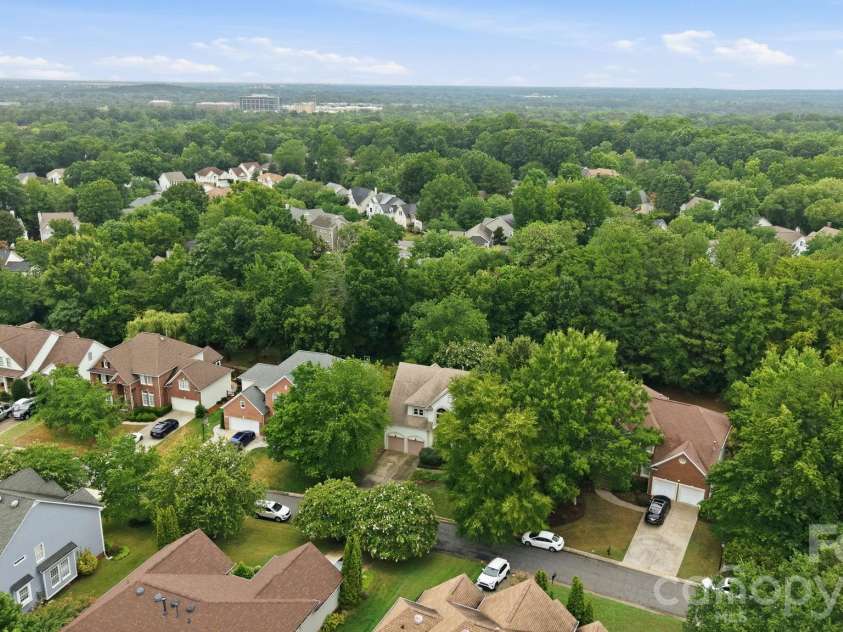 10809 Jordan Rae Lane, Charlotte, NC 28277.  MLS# CAR4408324, YatesRealty ID 43914. 