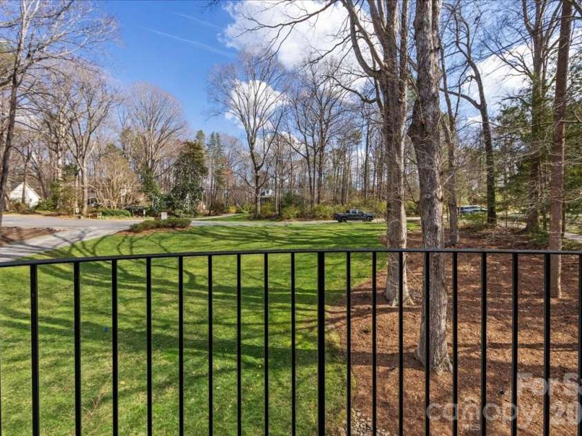 1010 River Oaks Lane, Charlotte, NC 28226.  MLS# CAR4354523, YatesRealty ID 43915. 