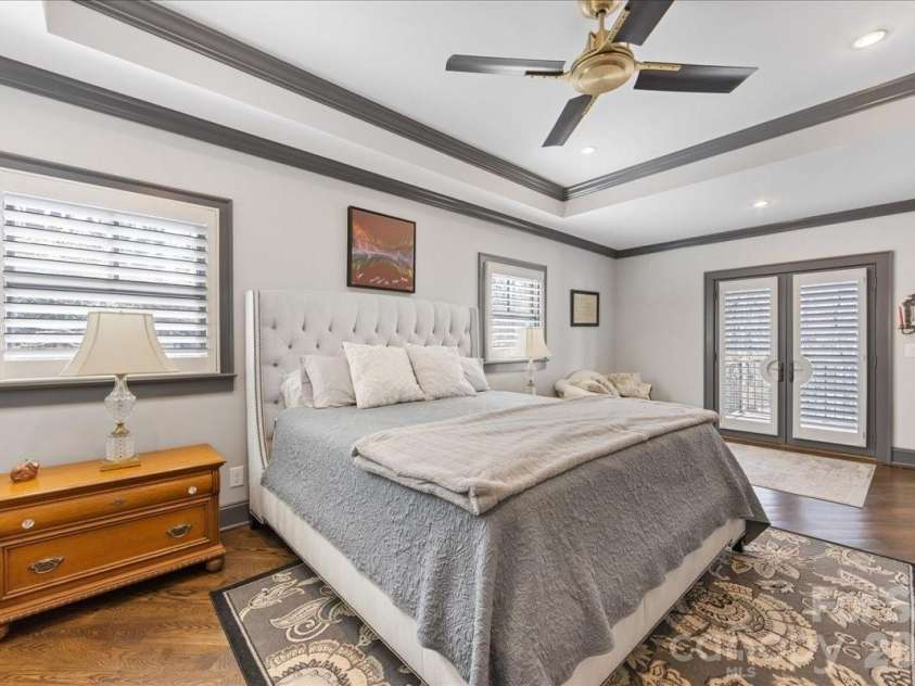 1010 River Oaks Lane, Charlotte, NC 28226.  MLS# CAR4354523, YatesRealty ID 43915. 