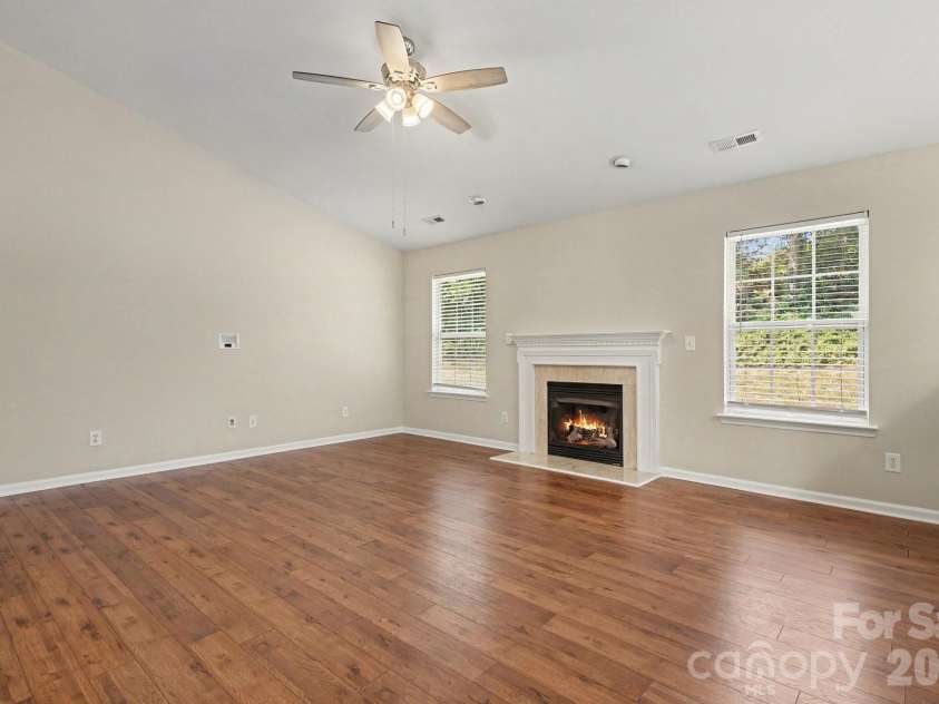 108 Briarwood Lane, Mount Holly, NC 28120.  MLS# CAR4403680, YatesRealty ID 43916. 