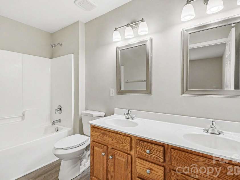 108 Briarwood Lane, Mount Holly, NC 28120.  MLS# CAR4403680, YatesRealty ID 43916. 