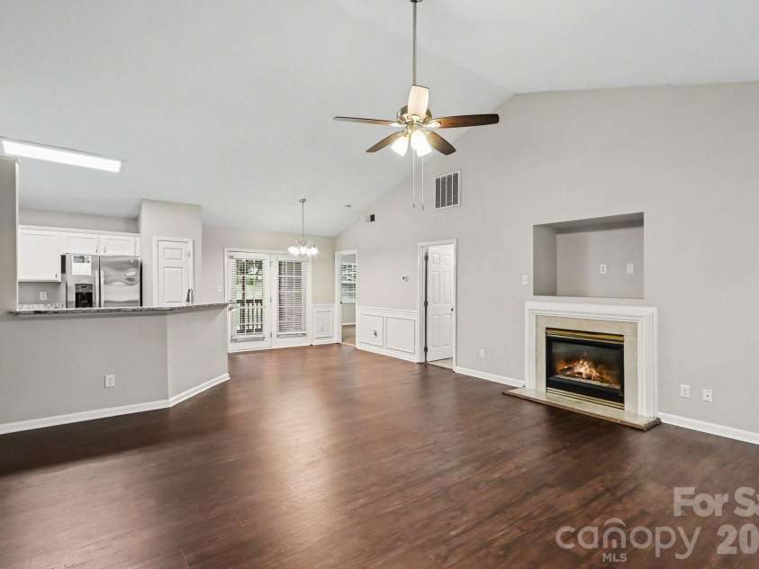 9507 Misty Arbor Way, Charlotte, NC 28269.  MLS# CAR4404552, YatesRealty ID 43917. 