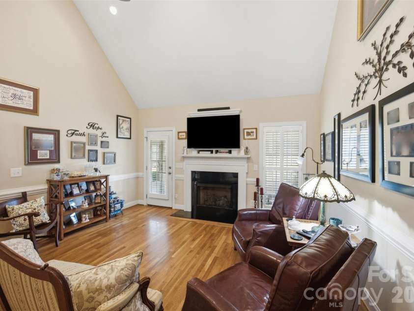 235 Landry Drive, Kings Mountain, NC 28086.  MLS# CAR4413528, YatesRealty ID 43918. 