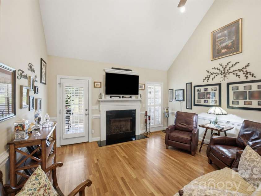 235 Landry Drive, Kings Mountain, NC 28086.  MLS# CAR4413528, YatesRealty ID 43918. 