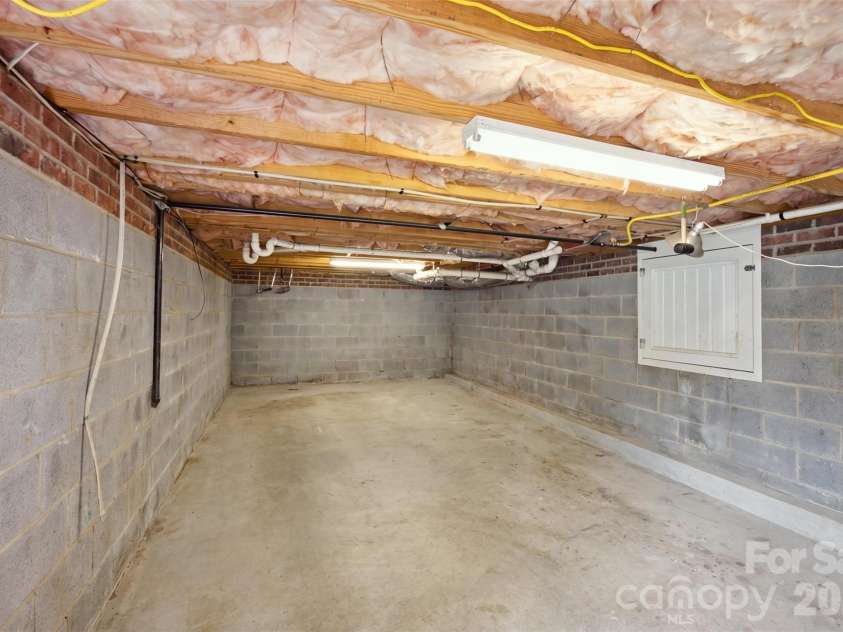 235 Landry Drive, Kings Mountain, NC 28086.  MLS# CAR4413528, YatesRealty ID 43918. 