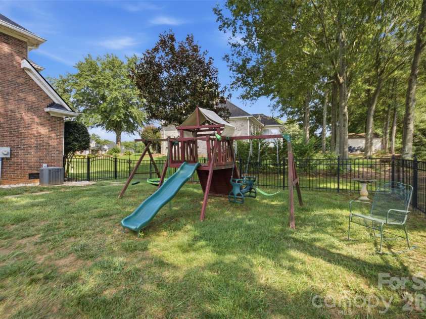 235 Landry Drive, Kings Mountain, NC 28086.  MLS# CAR4413528, YatesRealty ID 43918. 