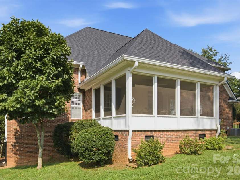 235 Landry Drive, Kings Mountain, NC 28086.  MLS# CAR4413528, YatesRealty ID 43918. 