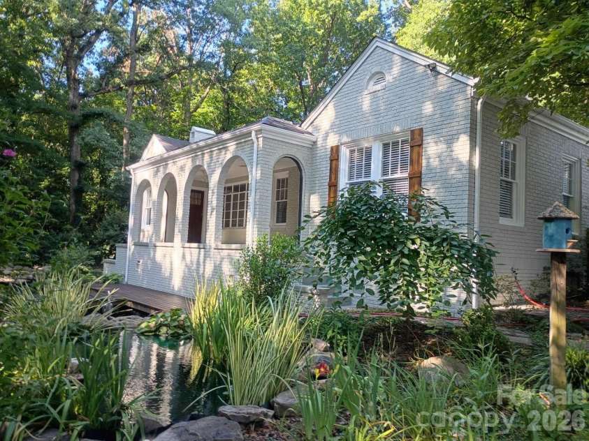 403 Cannon Boulevard, Kannapolis, NC 28083.  MLS# CAR4403157, YatesRealty ID 43920. 