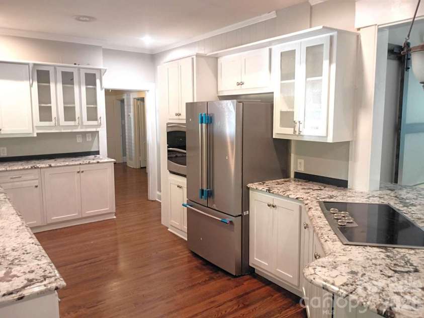 403 Cannon Boulevard, Kannapolis, NC 28083.  MLS# CAR4403157, YatesRealty ID 43920. 