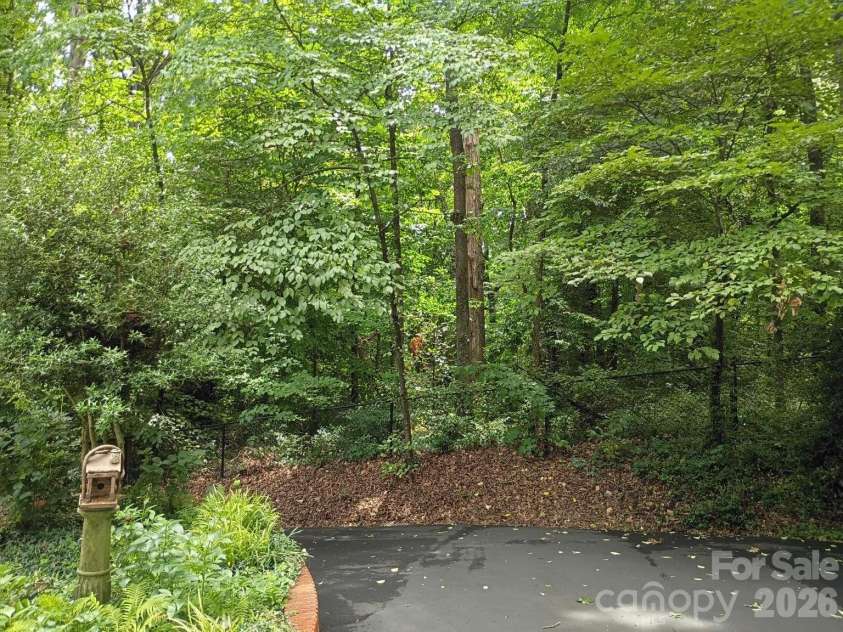 403 Cannon Boulevard, Kannapolis, NC 28083.  MLS# CAR4403157, YatesRealty ID 43920. 