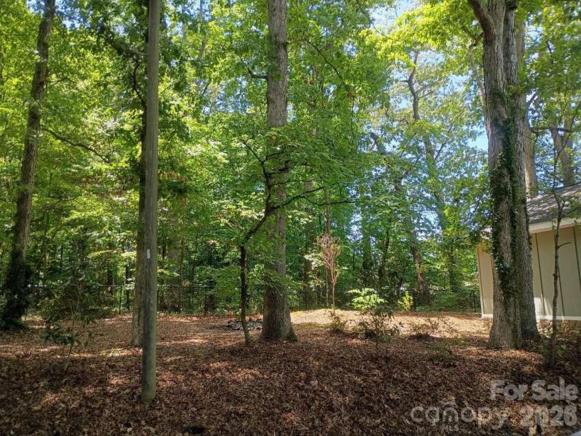 403 Cannon Boulevard, Kannapolis, NC 28083.  MLS# CAR4403157, YatesRealty ID 43920. 