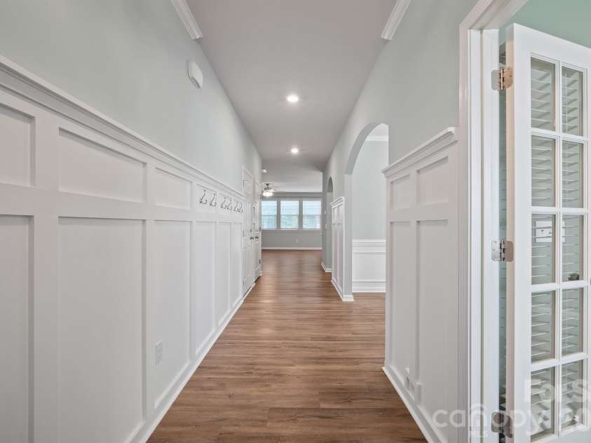 111 Lambeth Loop, Mooresville, NC 28115.  MLS# CAR4413662, YatesRealty ID 43921. 