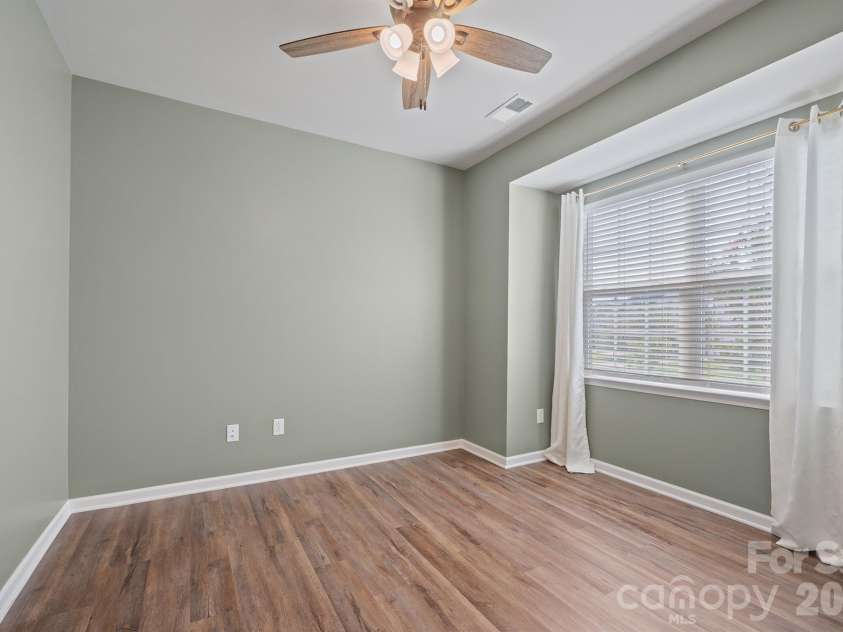111 Lambeth Loop, Mooresville, NC 28115.  MLS# CAR4413662, YatesRealty ID 43921. 