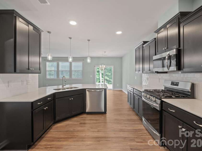 111 Lambeth Loop, Mooresville, NC 28115.  MLS# CAR4413662, YatesRealty ID 43921. 
