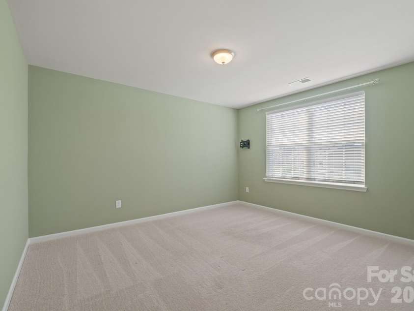 111 Lambeth Loop, Mooresville, NC 28115.  MLS# CAR4413662, YatesRealty ID 43921. 