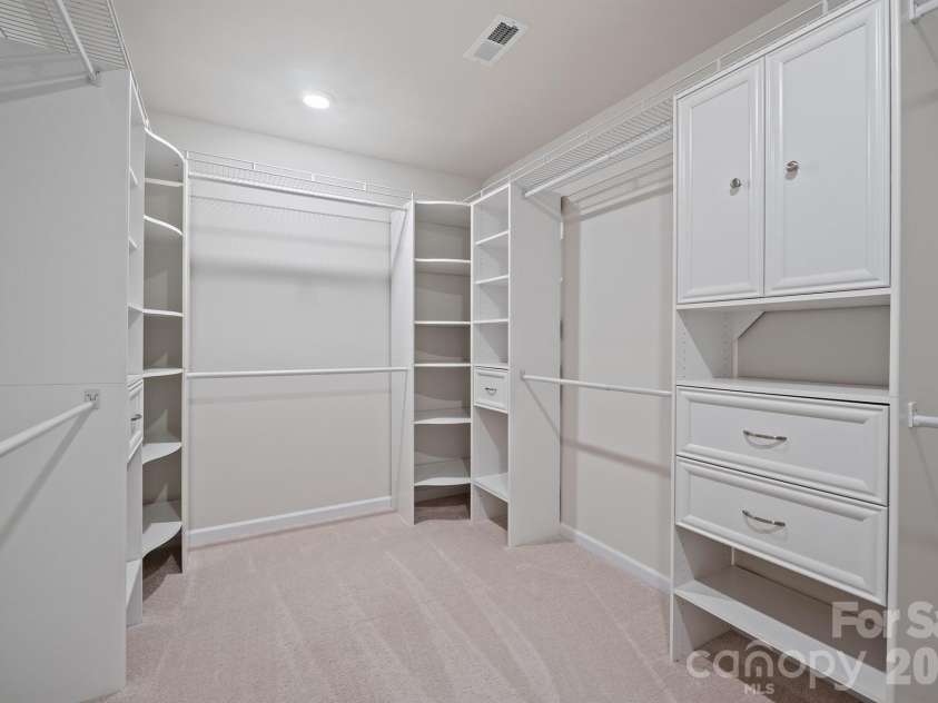 111 Lambeth Loop, Mooresville, NC 28115.  MLS# CAR4413662, YatesRealty ID 43921. 