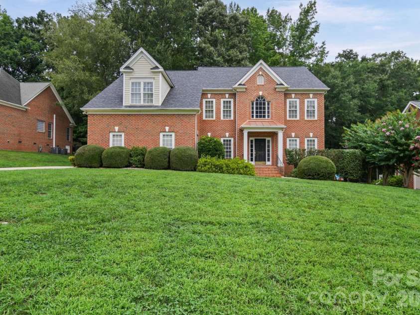 3489 Fieldstone Drive, Gastonia, NC 28056.  MLS# CAR4413911, YatesRealty ID 43922. 