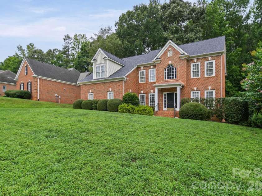 3489 Fieldstone Drive, Gastonia, NC 28056.  MLS# CAR4413911, YatesRealty ID 43922. 