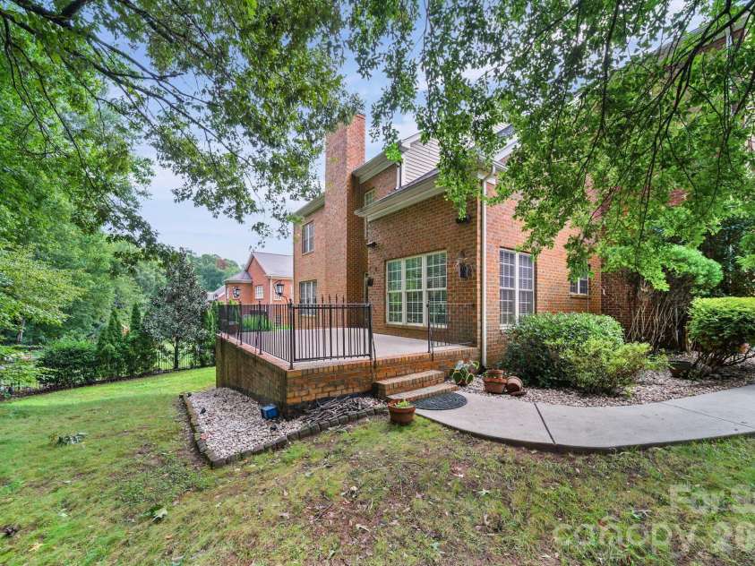 3489 Fieldstone Drive, Gastonia, NC 28056.  MLS# CAR4413911, YatesRealty ID 43922. 