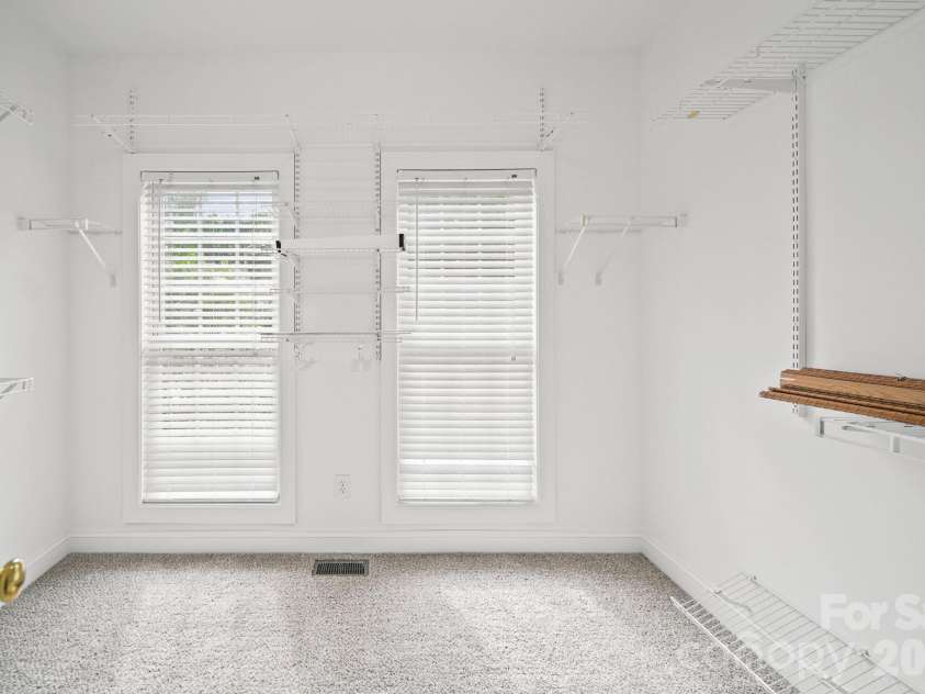 3489 Fieldstone Drive, Gastonia, NC 28056.  MLS# CAR4413911, YatesRealty ID 43922. Primary Closet