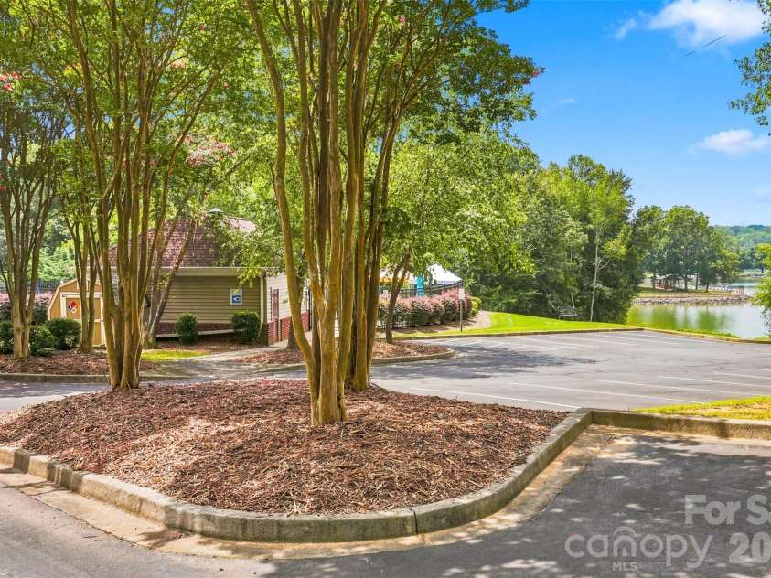 206 Horizon Circle, Rock Hill, SC 29732.  MLS# CAR4412143, YatesRealty ID 43924. 