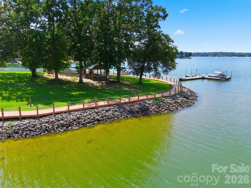 206 Horizon Circle, Rock Hill, SC 29732.  MLS# CAR4412143, YatesRealty ID 43924. Boardwalk