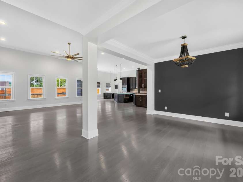 129 Aqua Drive, Mooresville, NC 28117.  MLS# CAR4413727, YatesRealty ID 43925. 