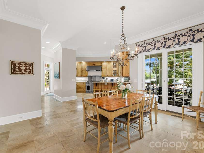 126 Watch Harbor Road, New London, NC 28127.  MLS# CAR4409631, YatesRealty ID 43926. Kitchen - Breakfast Area