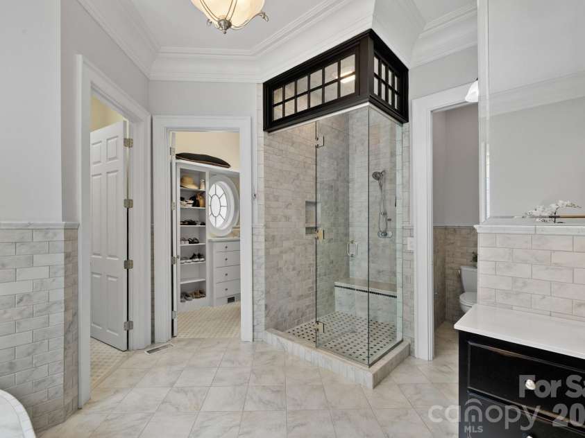 126 Watch Harbor Road, New London, NC 28127.  MLS# CAR4409631, YatesRealty ID 43926. Primary Bath