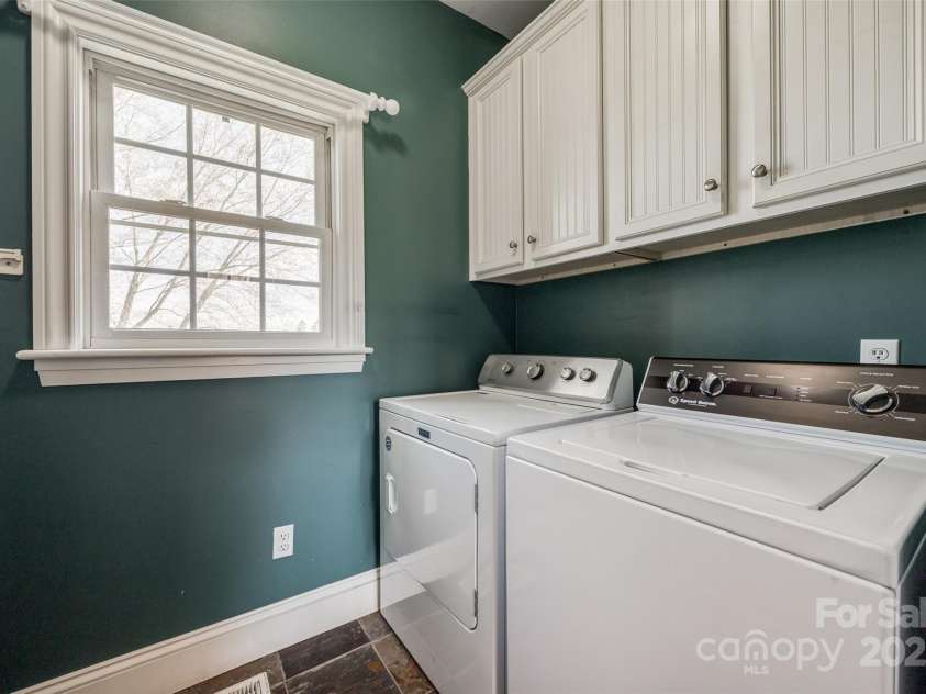 1790 Faires Road, Rock Hill, SC 29730.  MLS# CAR4235758, YatesRealty ID 4393. Main level laundry.