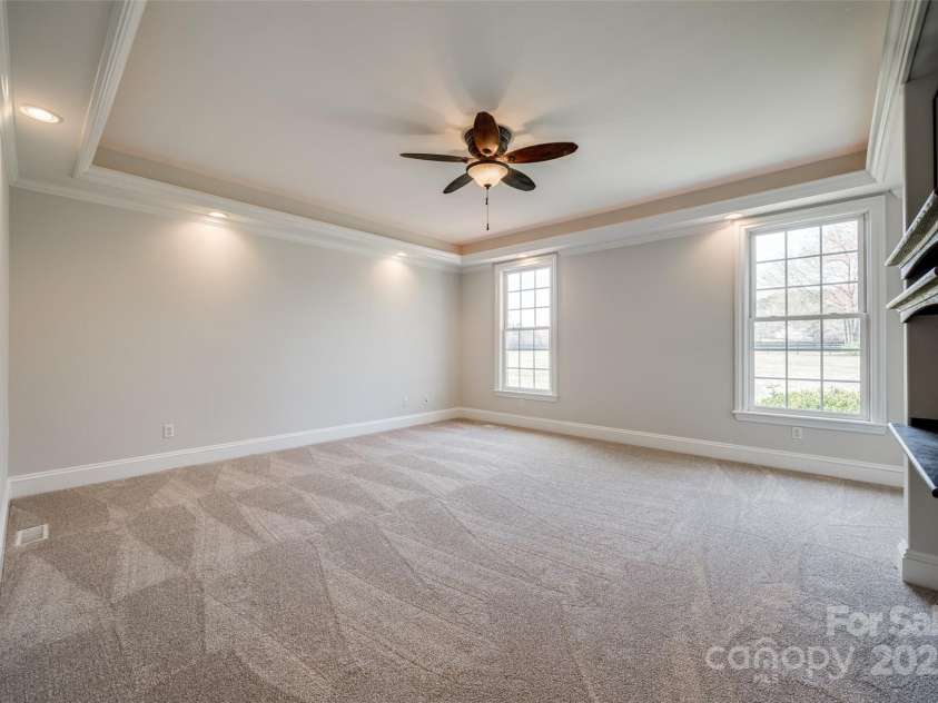 1790 Faires Road, Rock Hill, SC 29730.  MLS# CAR4235758, YatesRealty ID 4393. Spacious primary suite on the main level.