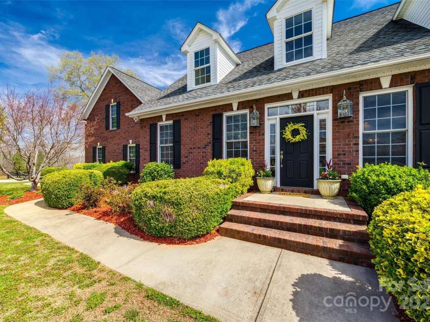 1790 Faires Road, Rock Hill, SC 29730.  MLS# CAR4235758, YatesRealty ID 4393. Welcome Home!