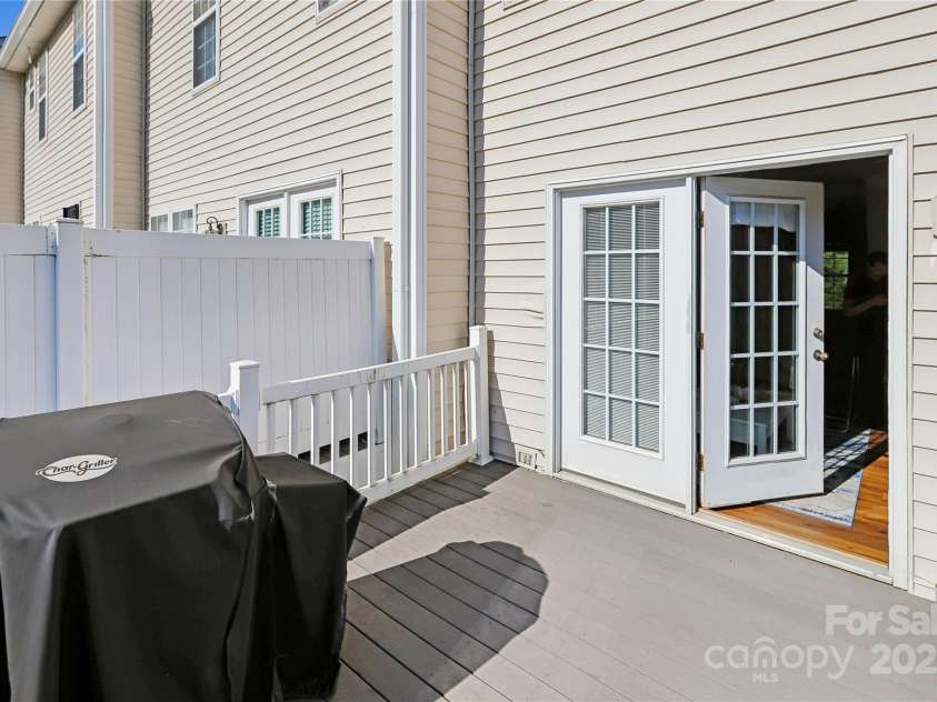 8165 Millwright Lane, Charlotte, NC 28277.  MLS# CAR4302989, YatesRealty ID 4393. 