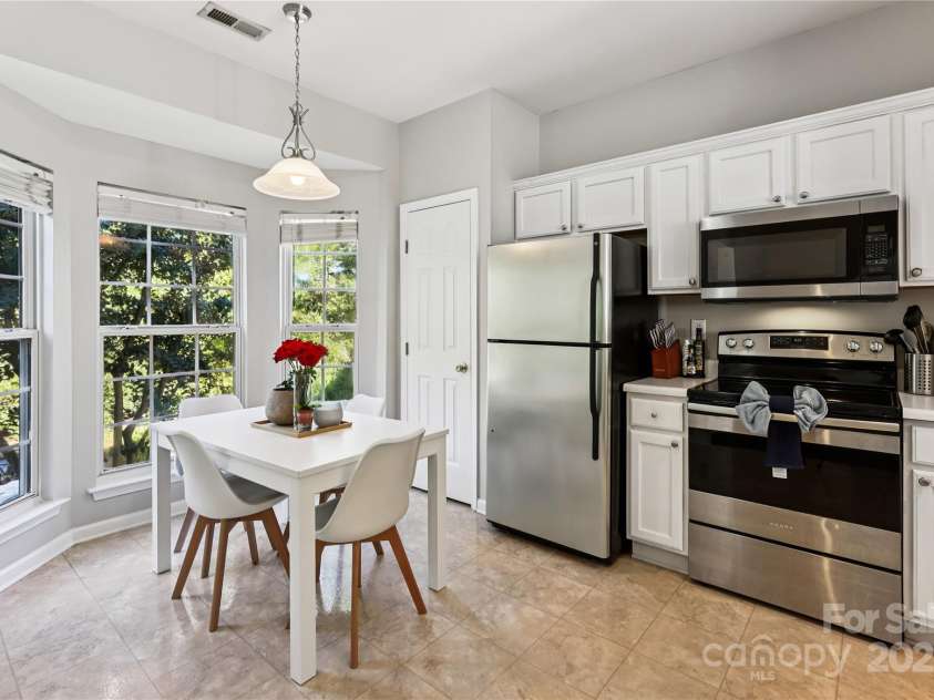 8165 Millwright Lane, Charlotte, NC 28277.  MLS# CAR4302989, YatesRealty ID 4393. 