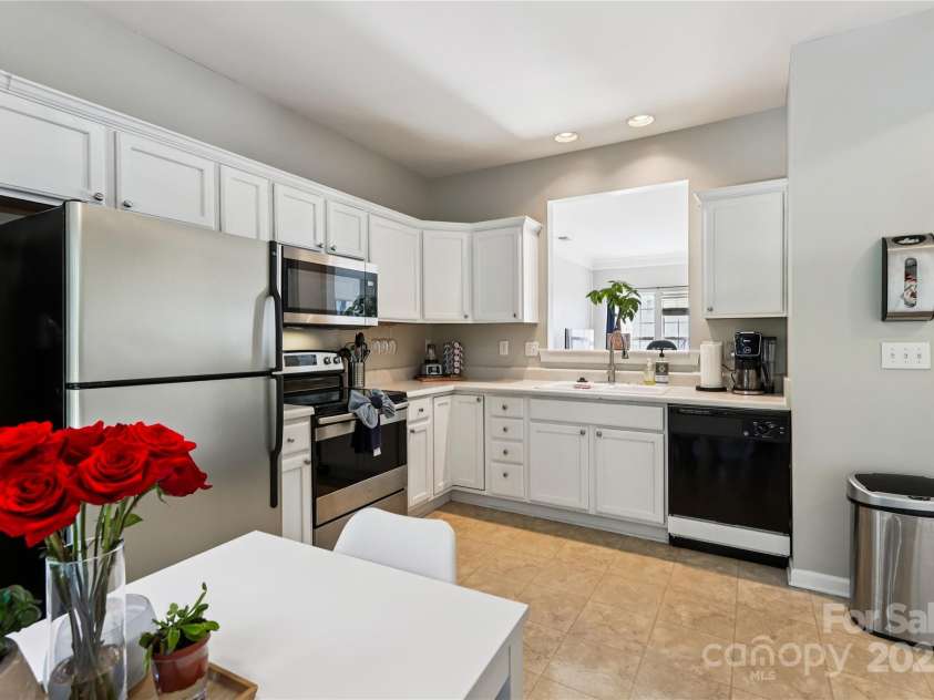 8165 Millwright Lane, Charlotte, NC 28277.  MLS# CAR4302989, YatesRealty ID 4393. 