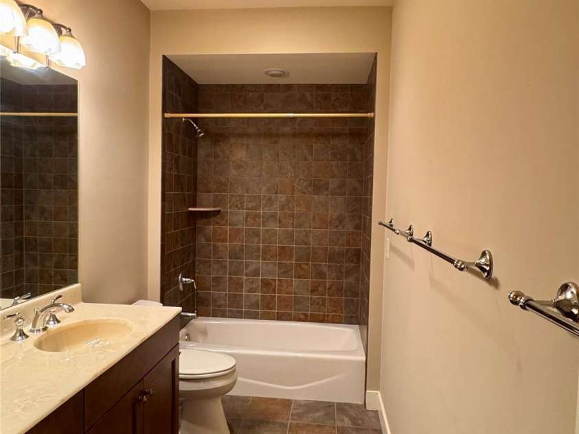 894 Dunroy Drive, Hendersonville, NC 28739.  MLS# CAR4379166, YatesRealty ID 4393. 